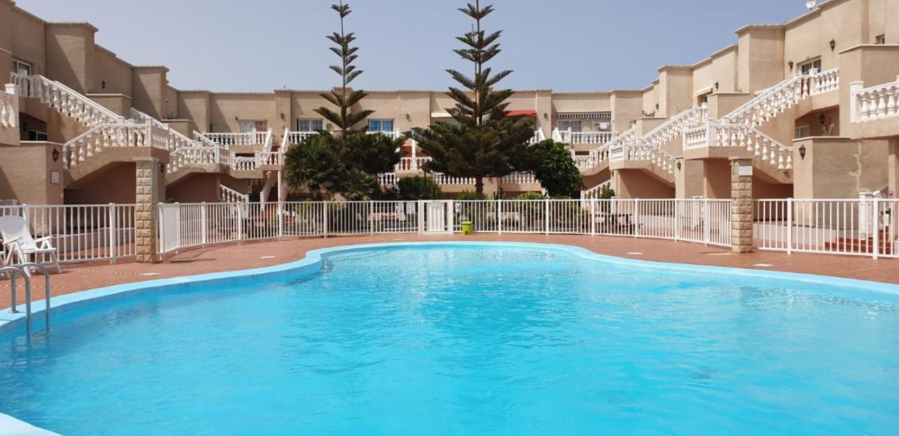 Apartament Caleta กาเลตาเดฟุสเต ภายนอก รูปภาพ