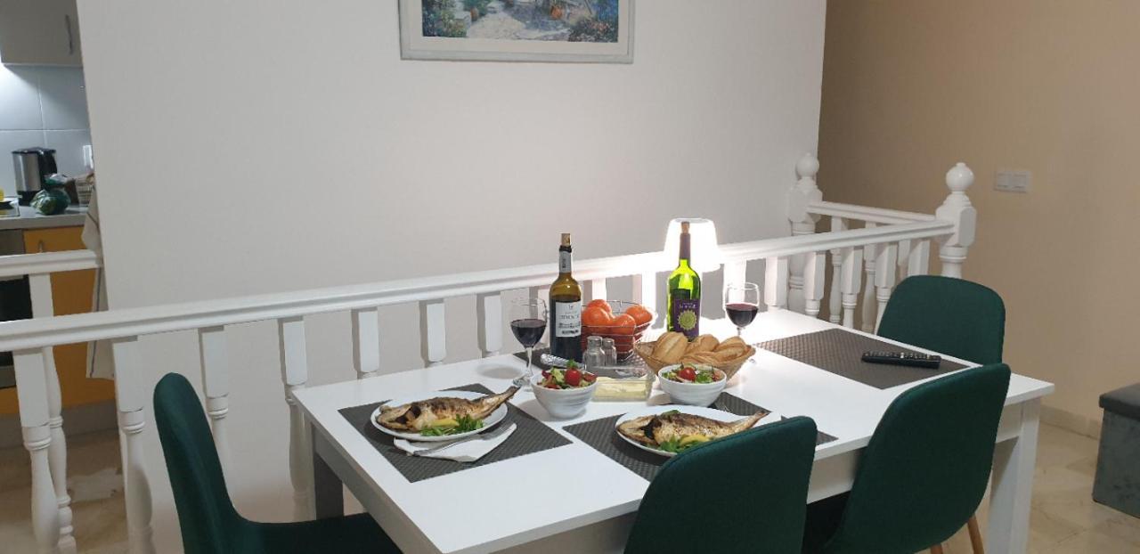 Apartament Caleta กาเลตาเดฟุสเต ภายนอก รูปภาพ